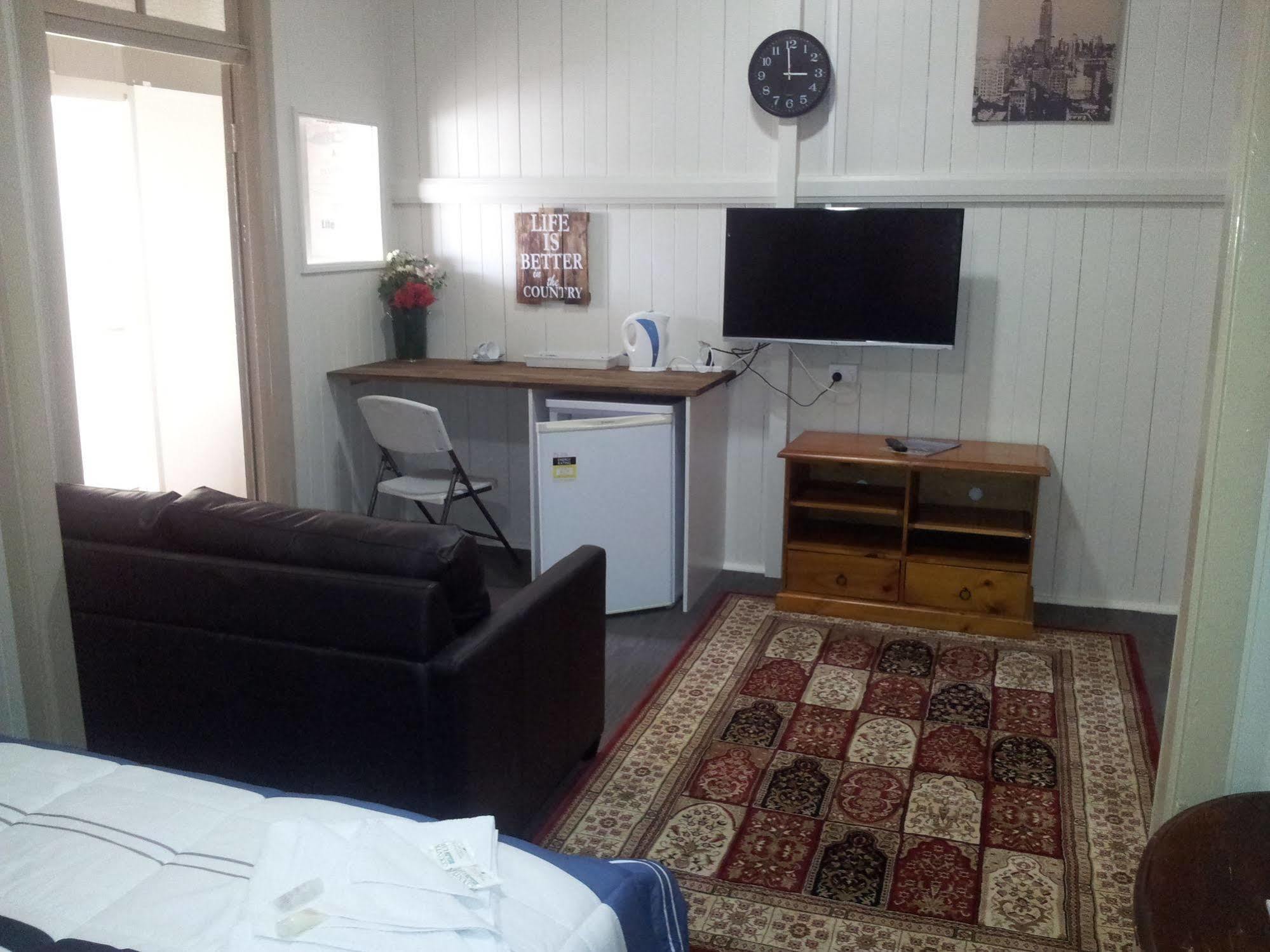 Exchange Hotel Toogoolawah Exteriör bild